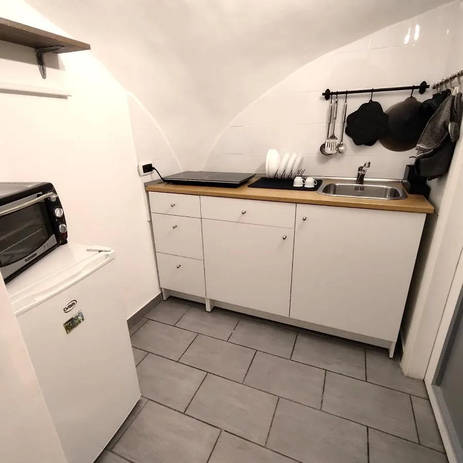 Apartment Il Salotto Di Napoli - Guest House Italy