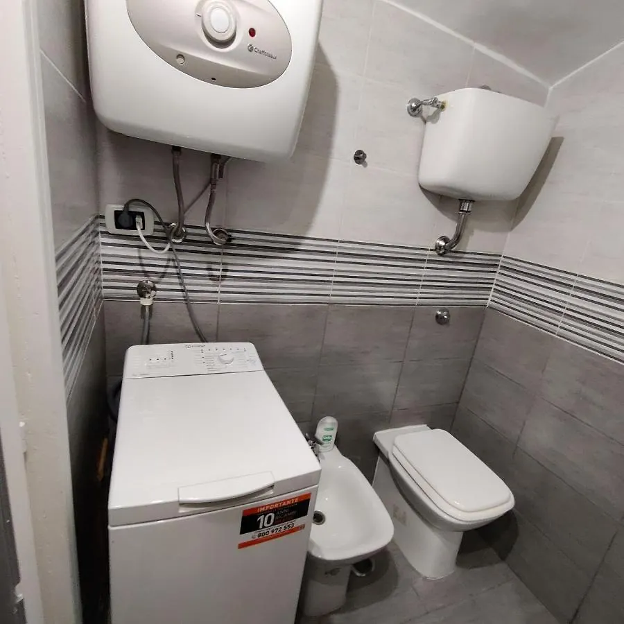 Apartment Il Salotto Di Napoli - Guest House Italy