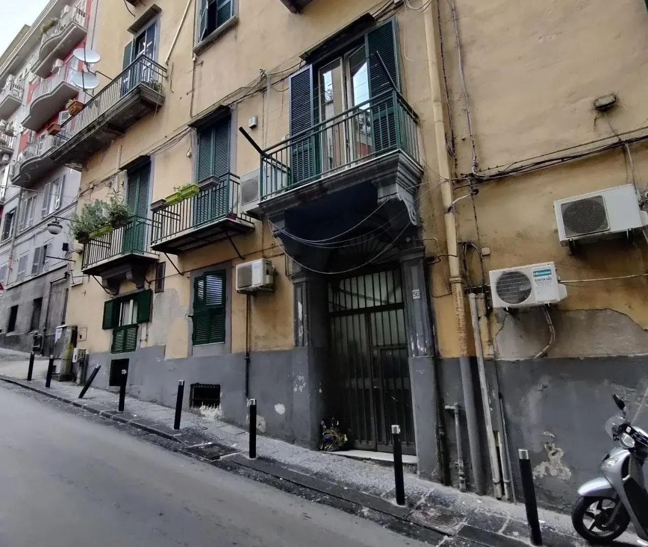 Apartment Il Salotto Di Napoli - Guest House
